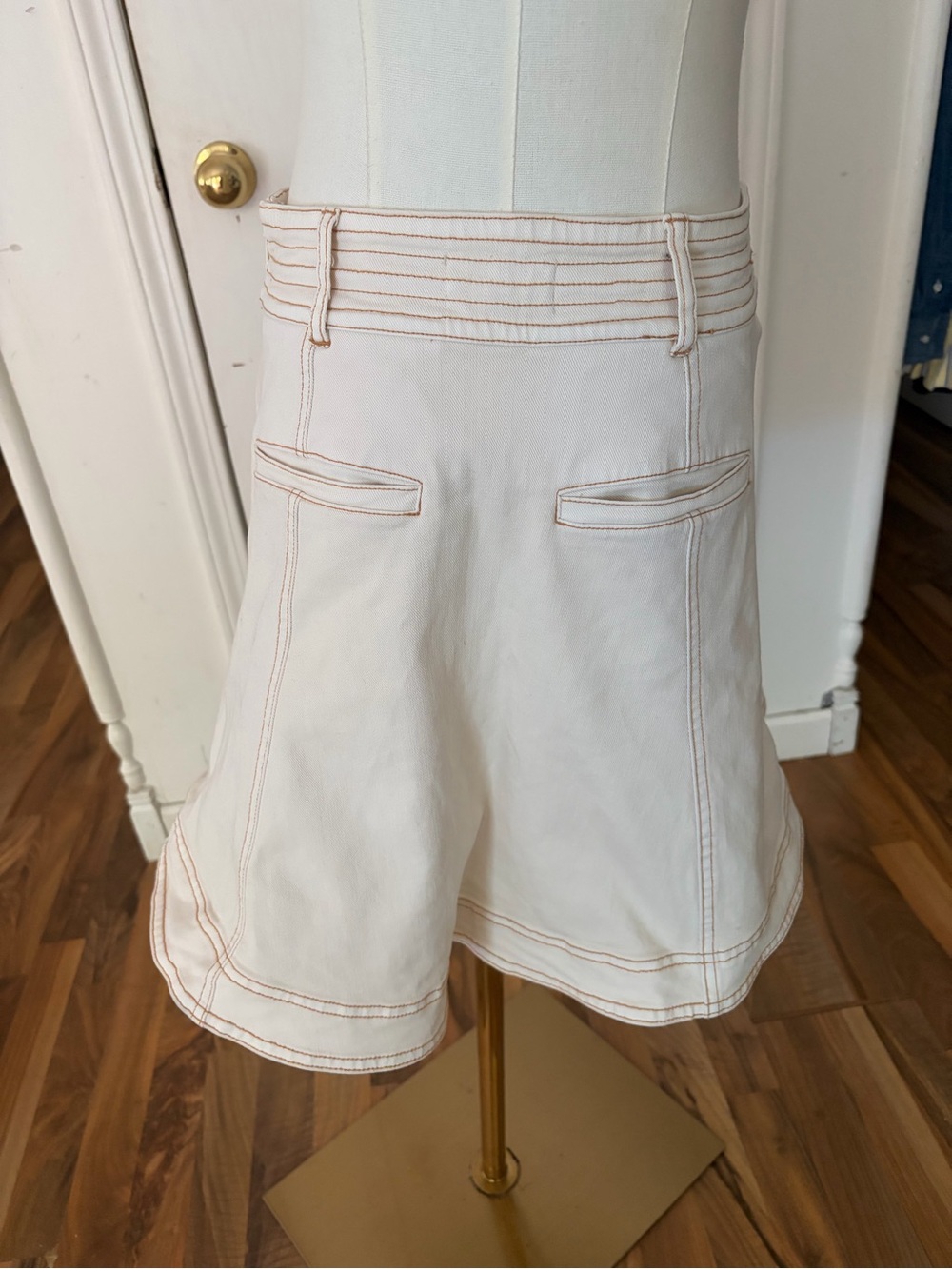 Pilcro Cream A-Line Utility Alt Skirt with Contrast Stitching, Ruffle Tier, 4 - Picture 4 of 8